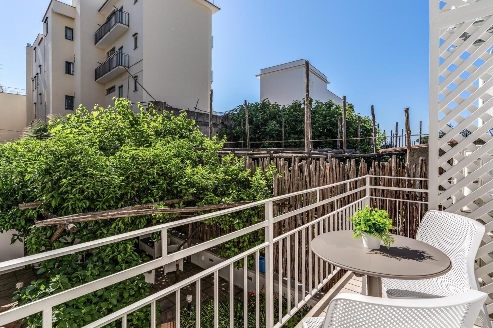 Diff'Rent Souls Rooms - Luxury Accomodation Sorrento Exteriör bild