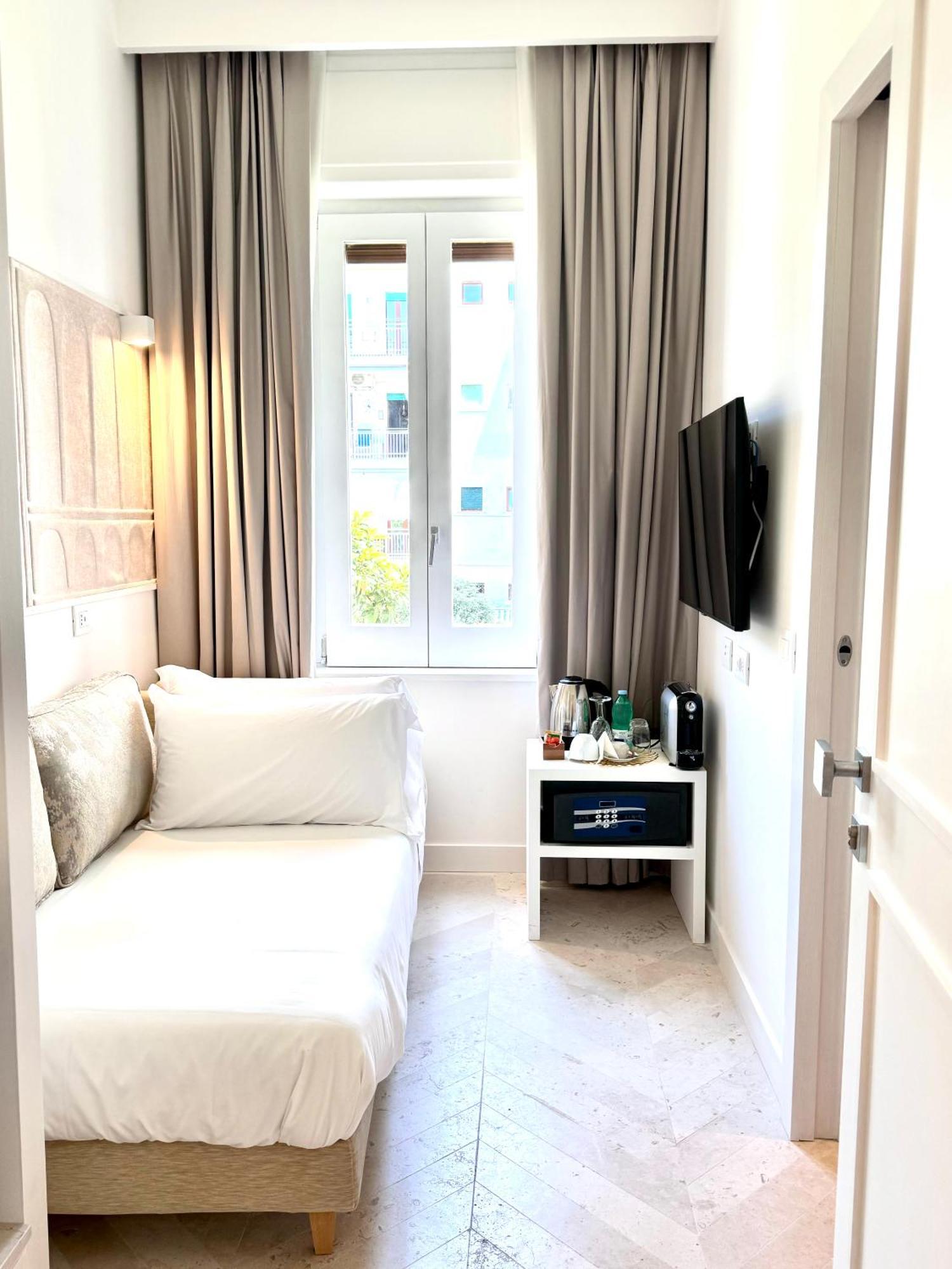 Diff'Rent Souls Rooms - Luxury Accomodation Sorrento Exteriör bild
